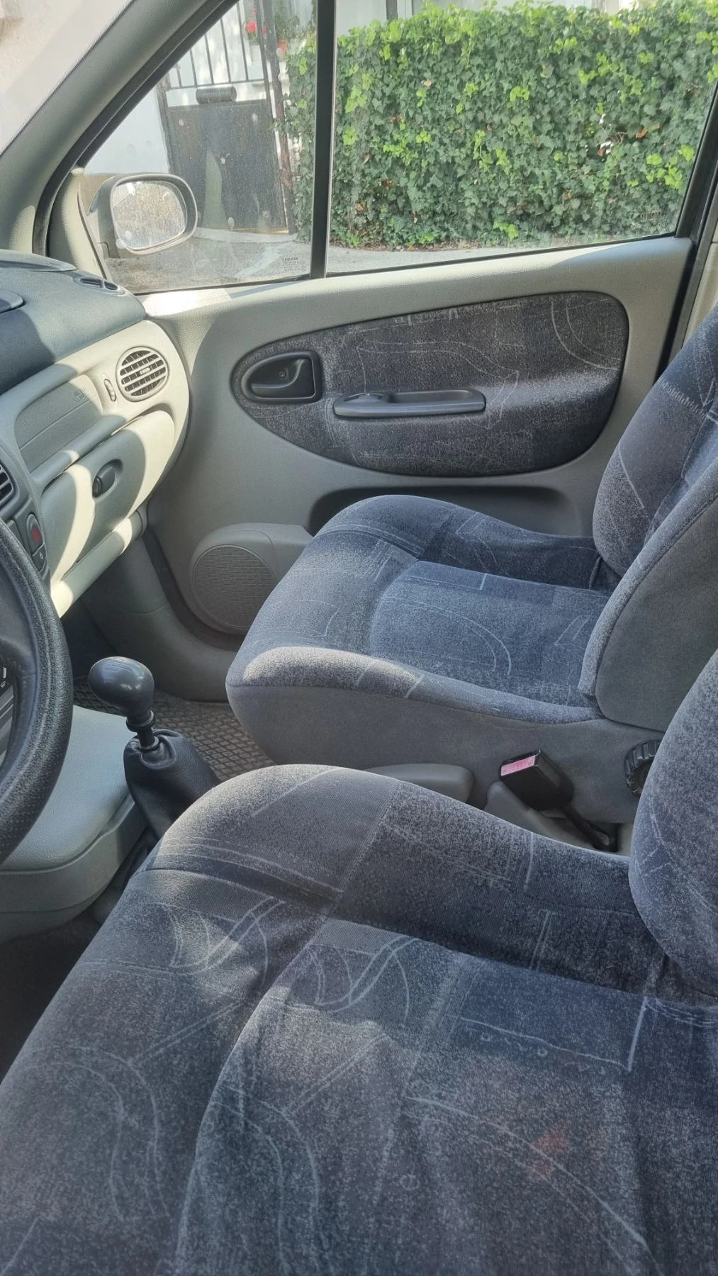 Renault Scenic 1, 9 dti-98кс, снимка 5 - Автомобили и джипове - 56685377