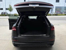 Audi Q8 TECHNIK* MATRIX* ОБДУХ* PANO* BLACK OPTIC* ТЪРГ, снимка 15
