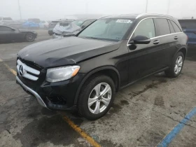  Mercedes-Benz GLC 30...