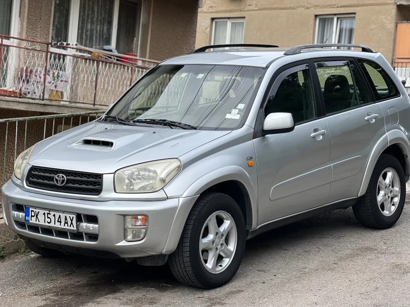 Toyota Rav4, снимка 3 - Автомобили и джипове - 47184153