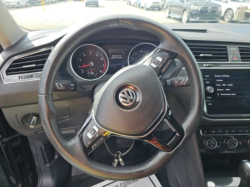 VW Tiguan R-Line Black, Сервизна история, снимка 7 - Автомобили и джипове - 48464566