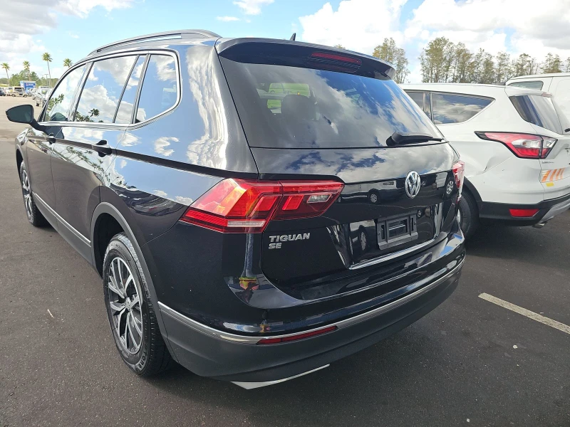 VW Tiguan R-Line Black, Сервизна история, снимка 5 - Автомобили и джипове - 48464566