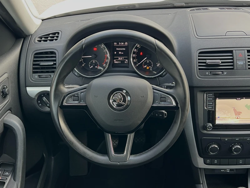 Skoda Yeti 2.0TDi Ambition EURO 6 * * * ГАРАНТИРАН ПРОБЕГ* * , снимка 8 - Автомобили и джипове - 50625371