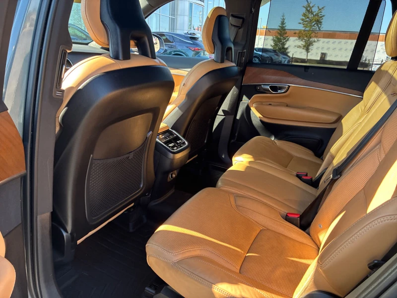 Volvo Xc90 T6 Inscription* Подгрев* Обдух* Пано* , снимка 12 - Автомобили и джипове - 52317615