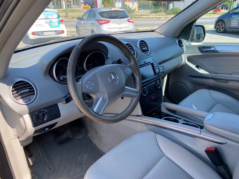 Mercedes-Benz ML 280 CDI 4 MATIC 6+ 1, снимка 14 - Автомобили и джипове - 52065939
