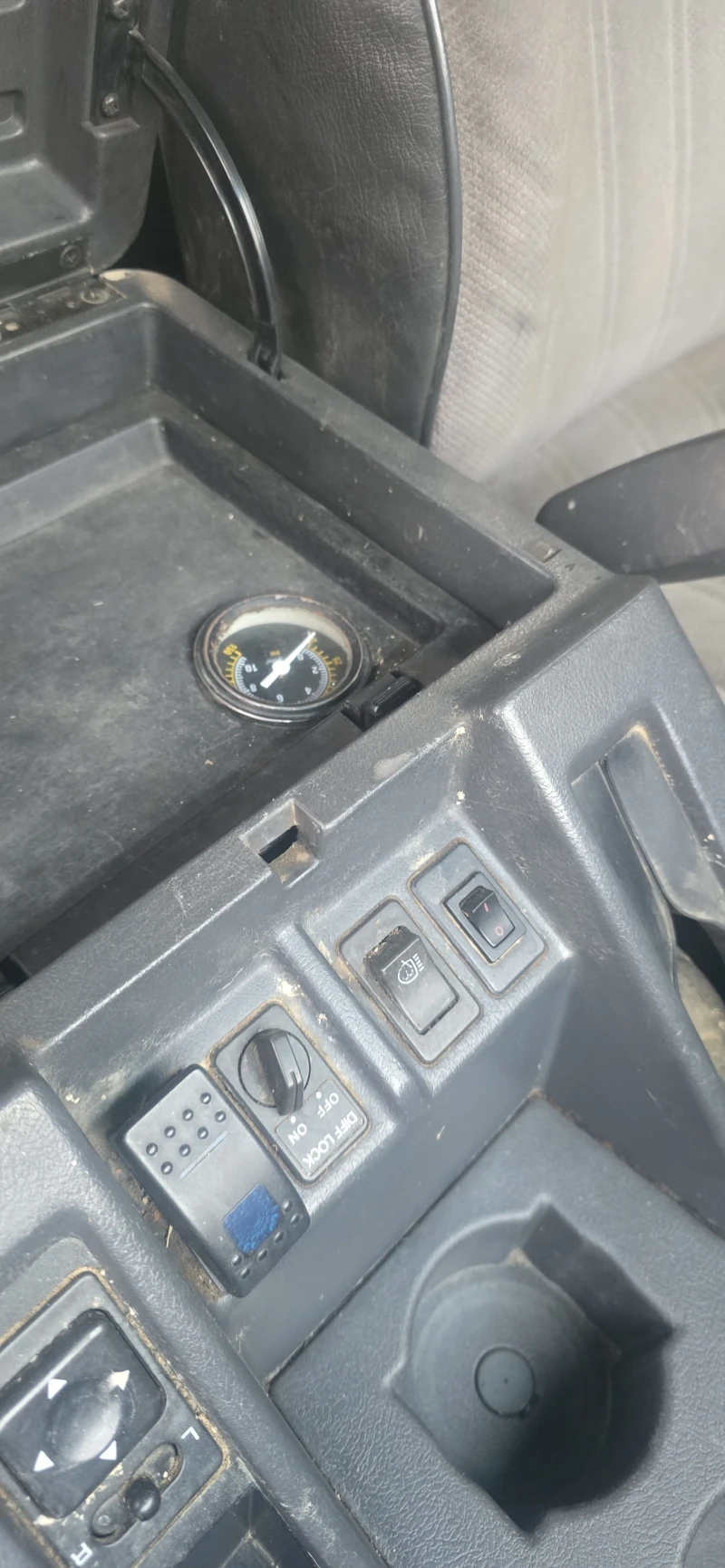 Nissan Patrol, снимка 6 - Автомобили и джипове - 52260632