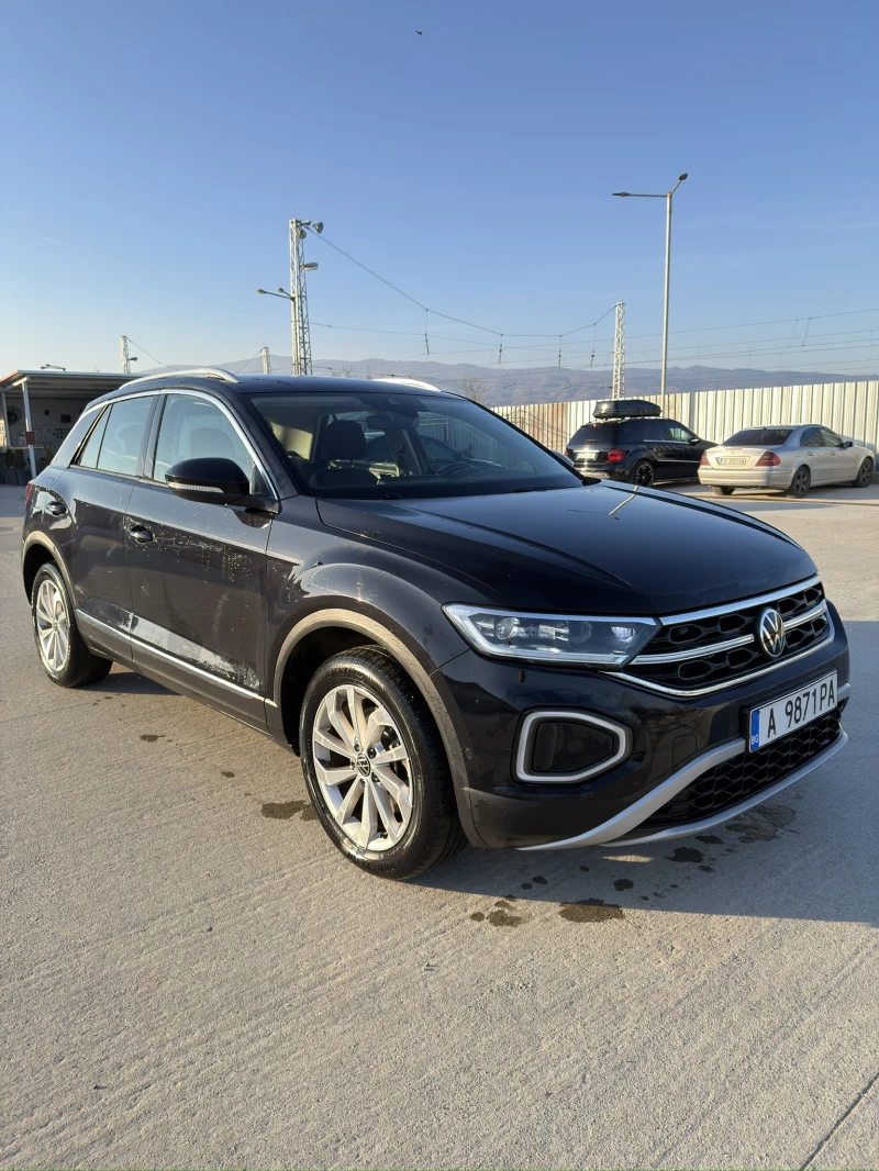 VW T-Roc, снимка 3 - Автомобили и джипове - 53177441