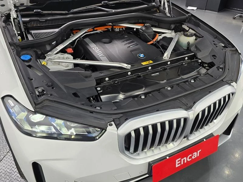 BMW X5 xDrive 50e xLine| 490к.с.| ВКЛ.ТЕХНОТЕСТ, снимка 5 - Автомобили и джипове - 55582645