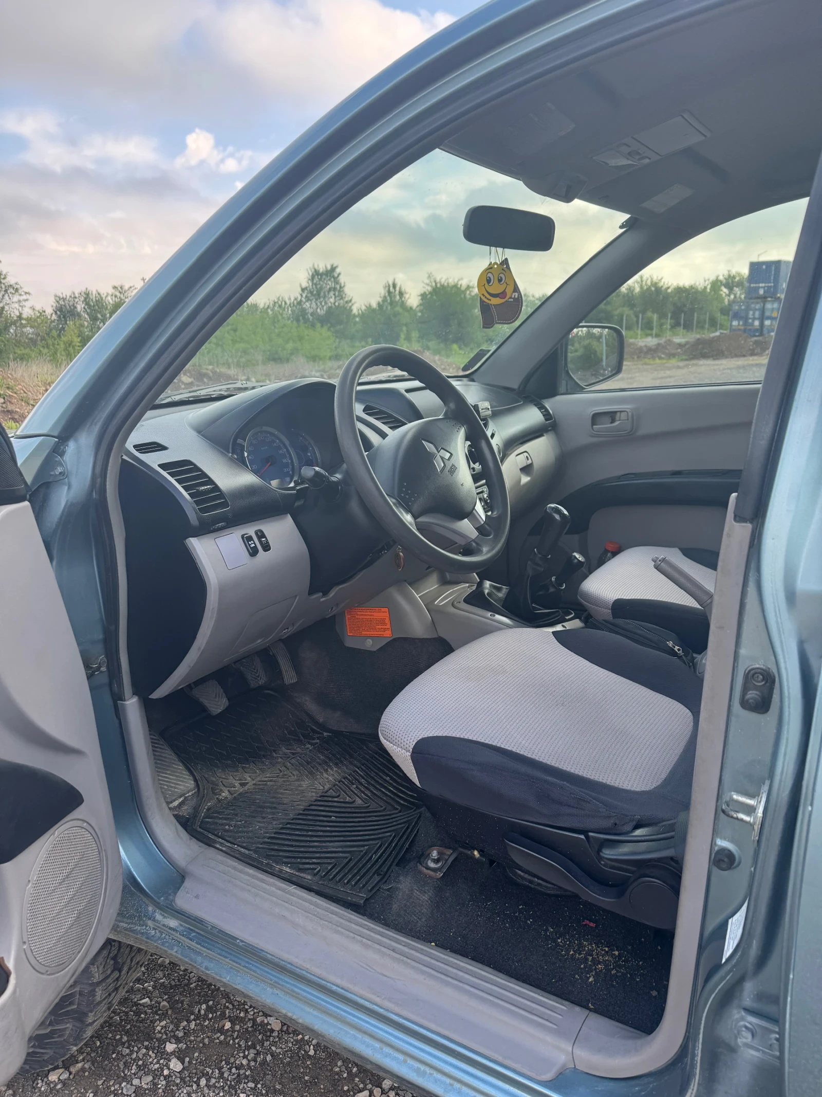 Mitsubishi L200  - изображение 7