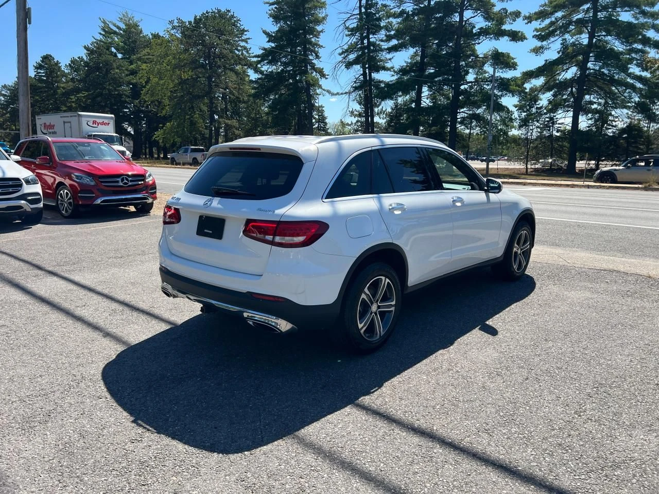 Mercedes-Benz GLC 300  - изображение 4