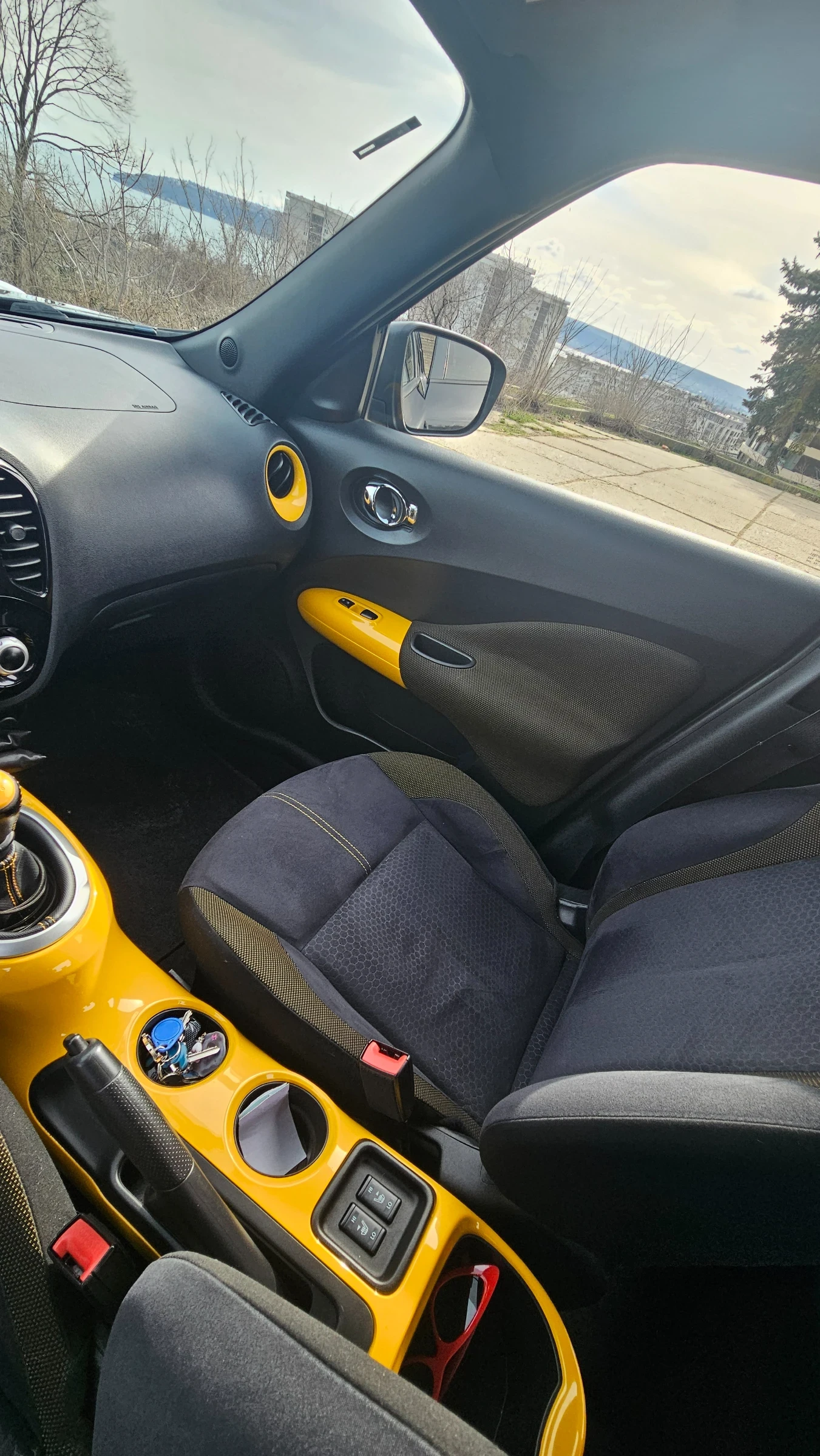 Nissan Juke 1.2, снимка 9 - Автомобили и джипове - 53756547