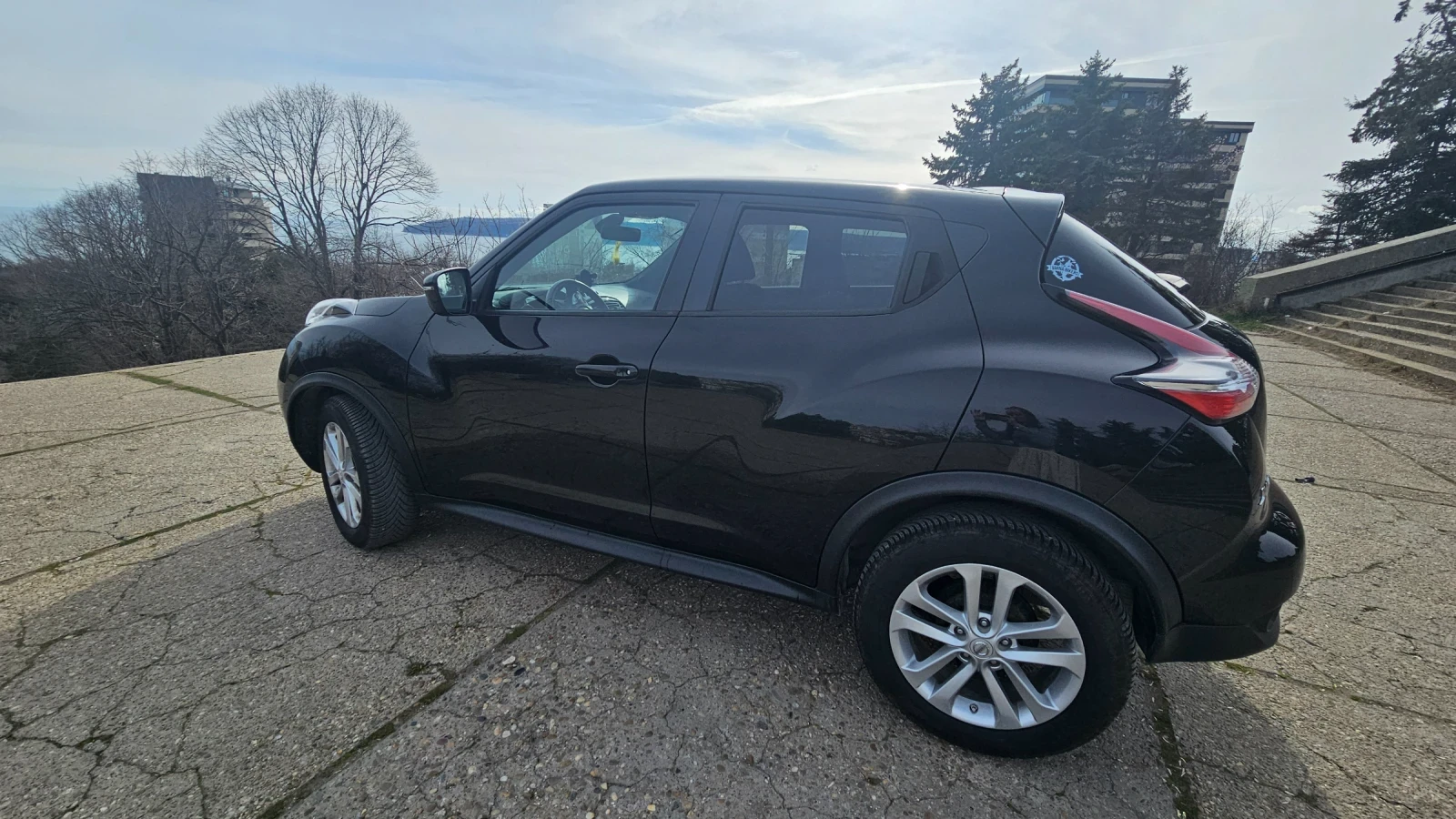 Nissan Juke 1.2, снимка 4 - Автомобили и джипове - 53756547