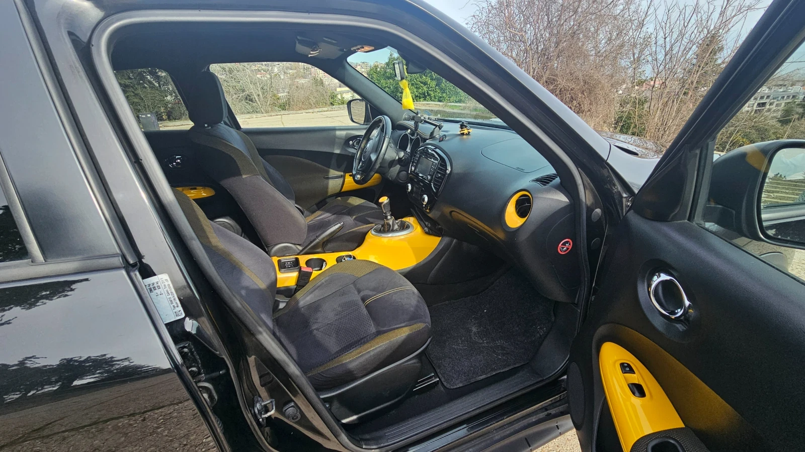 Nissan Juke 1.2, снимка 10 - Автомобили и джипове - 53756547