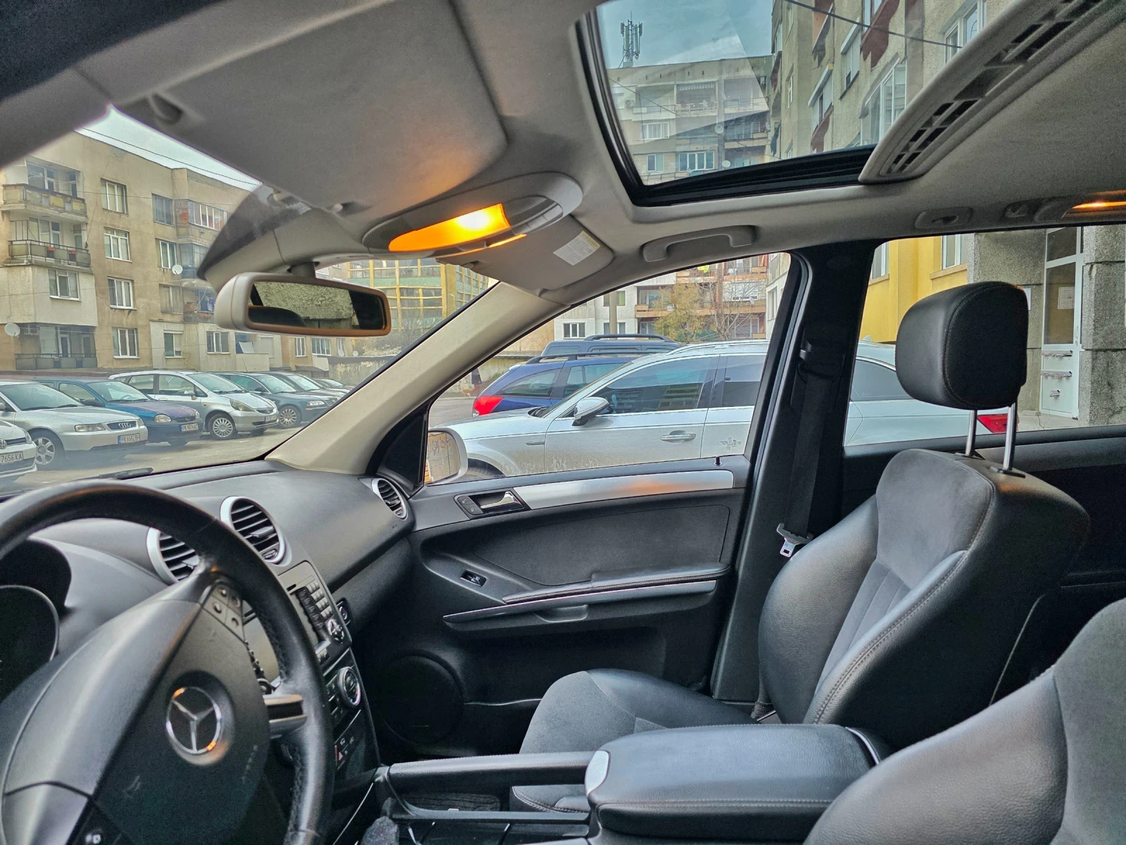 Mercedes-Benz ML 320, снимка 13 - Автомобили и джипове - 54026254