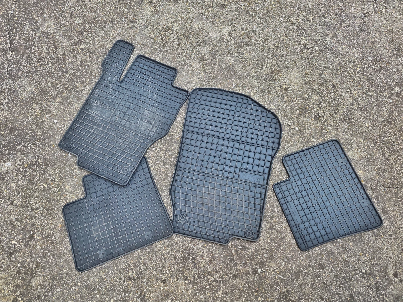 Mercedes-Benz ML 320, снимка 15 - Автомобили и джипове - 54026254