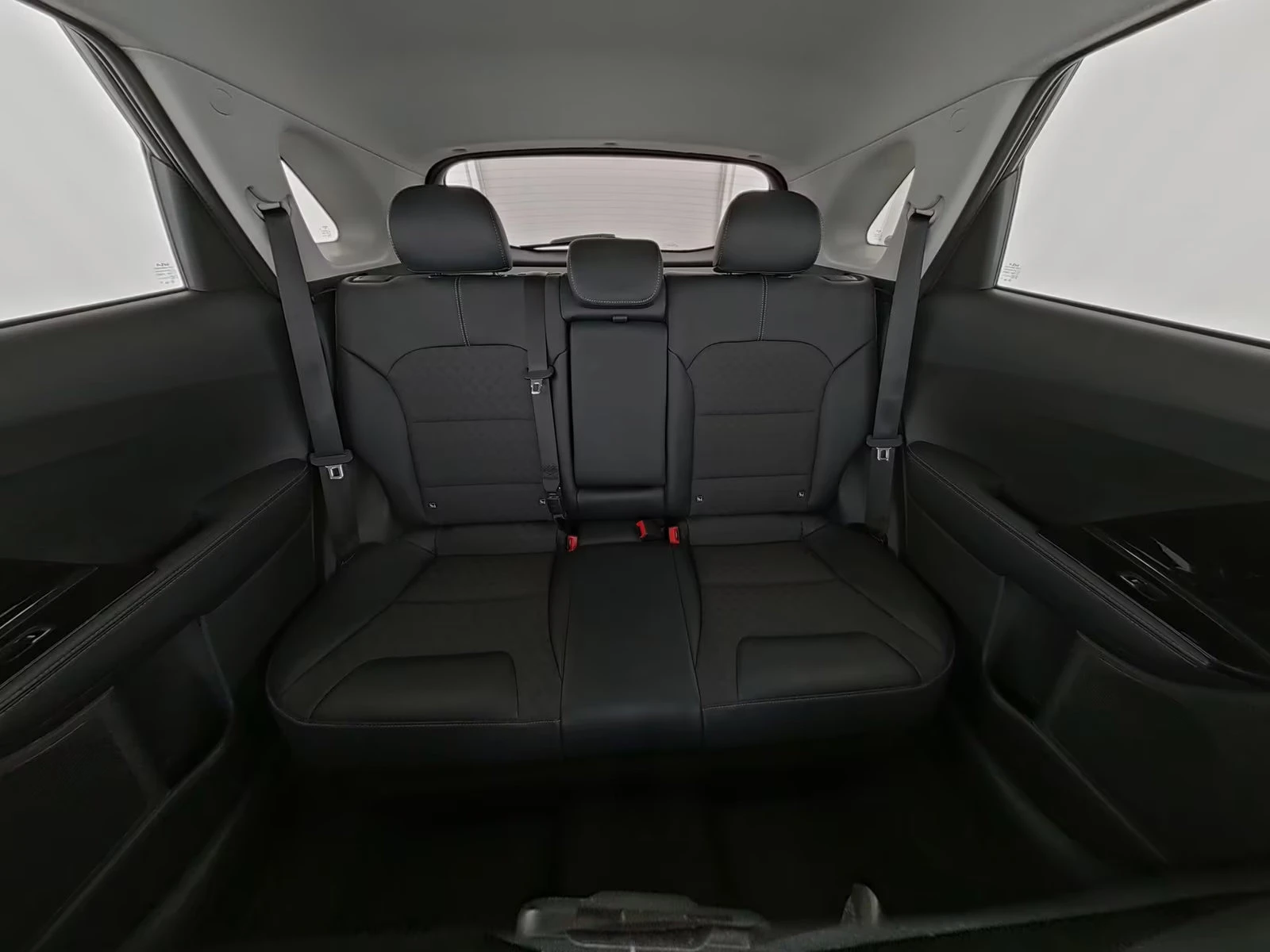 Kia Niro PHEV/141HP/SPIRIT/CAM/ACC/CPLAY/KLESS/498q, снимка 13 - Автомобили и джипове - 55324499