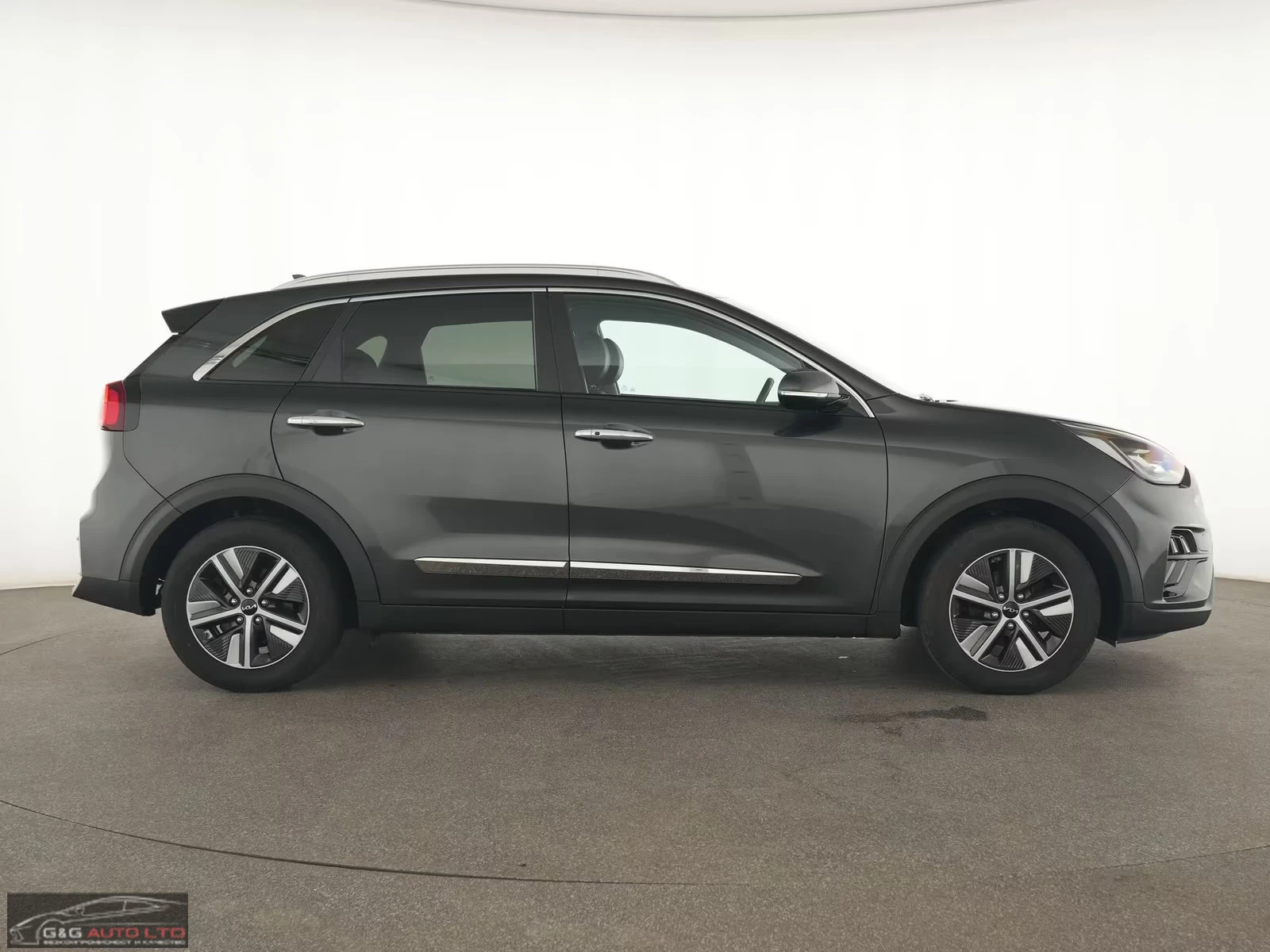 Kia Niro PHEV/141HP/SPIRIT/CAM/ACC/CPLAY/KLESS/498q, снимка 8 - Автомобили и джипове - 55324499