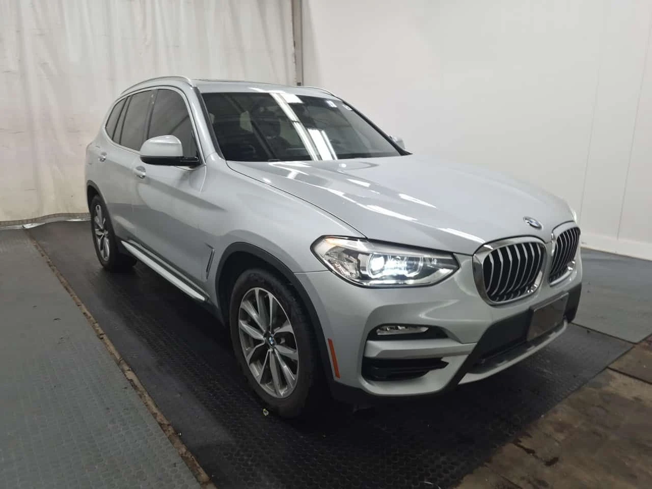 BMW X3 XDRIVE30I/CARFAX/ПАНОРАМА/ПОДГРЕВ/ПАМЕТ/АМБИЕНТНО 