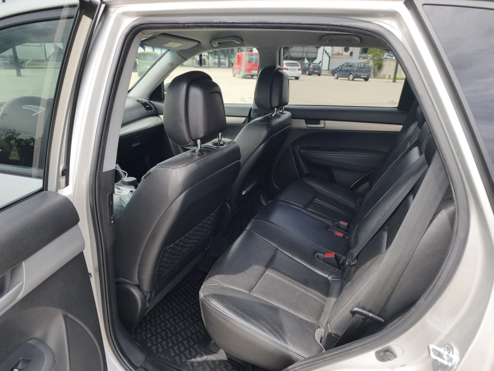 Kia Sorento 2.2 197ps, снимка 9 - Автомобили и джипове - 55656636
