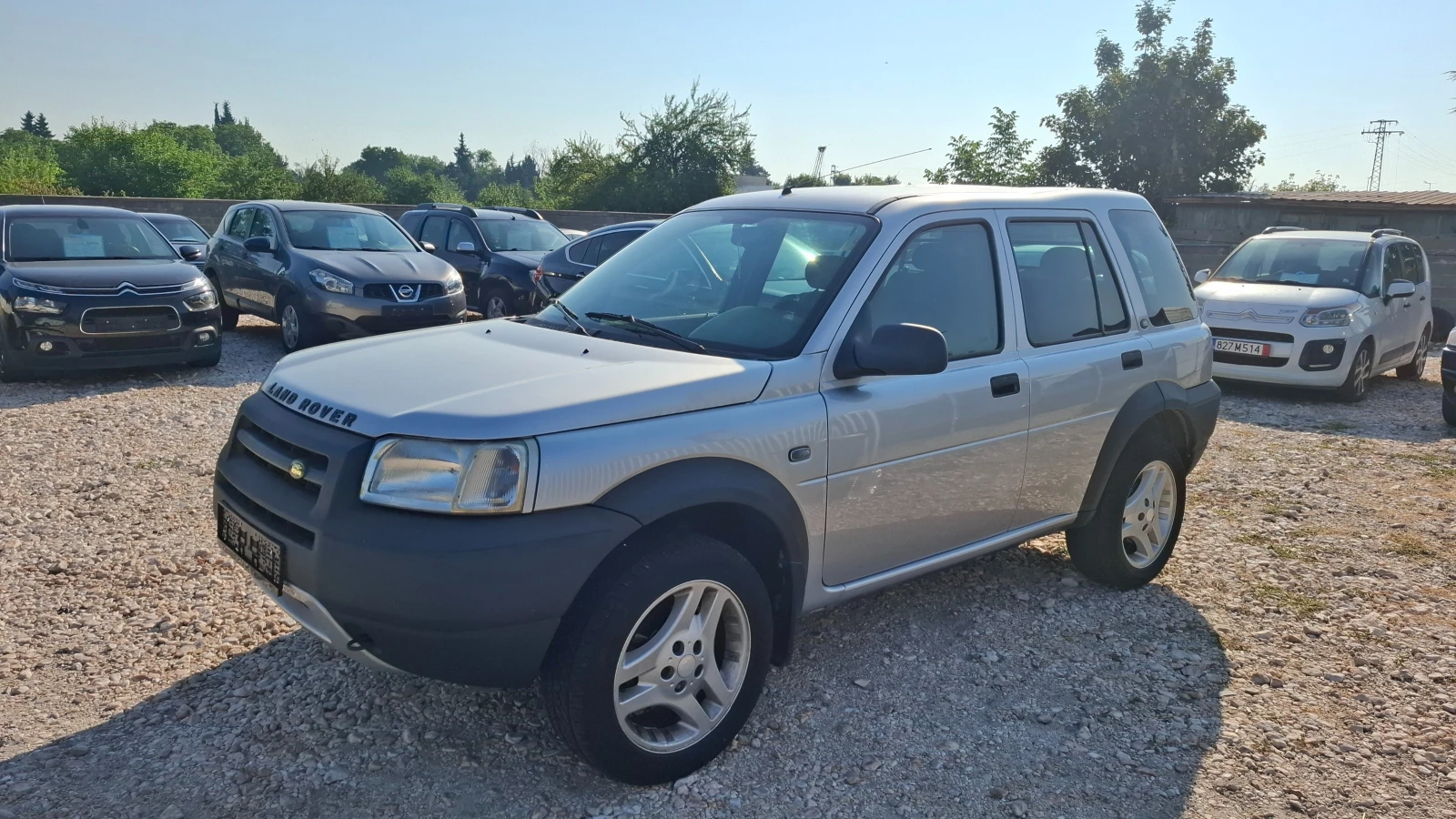 Land Rover Freelander 2.0 TD4, снимка 2 - Автомобили и джипове - 55852336