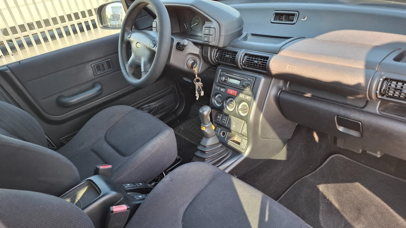 Land Rover Freelander 2.0 TD4, снимка 10 - Автомобили и джипове - 55852336