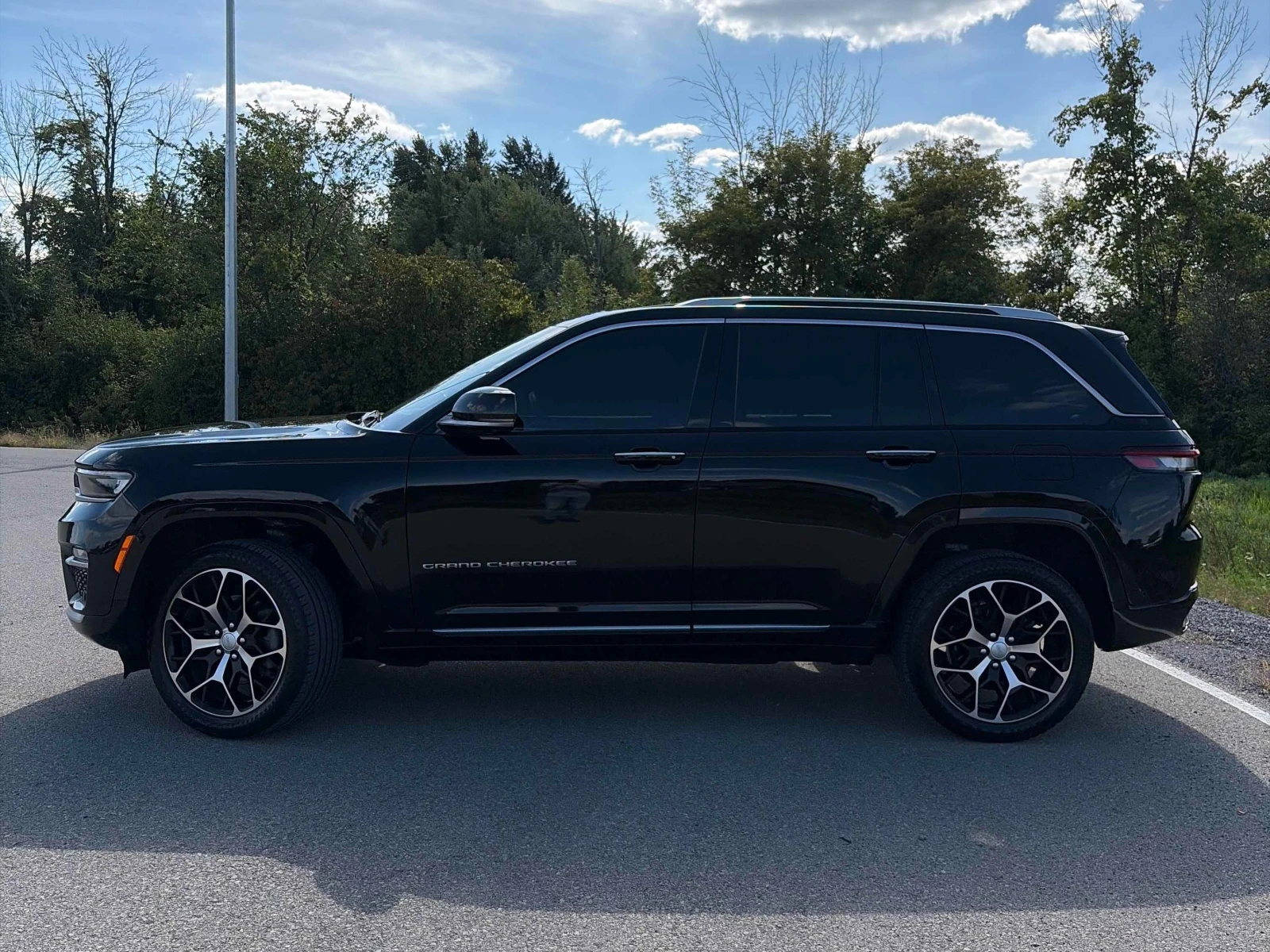 Jeep Grand cherokee * 5.7L * Summit Reserve * CARFAX * Без инциденти *, снимка 5 - Автомобили и джипове - 55988856