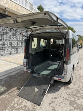 Renault Trafic 2.5 dCi Кемпер / Инвалиден , снимка 4