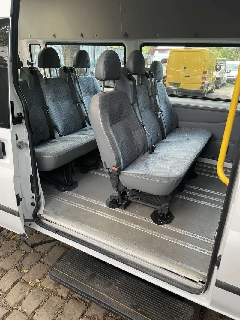 Ford Transit 2.2TDi, снимка 10 - Бусове и автобуси - 47306290