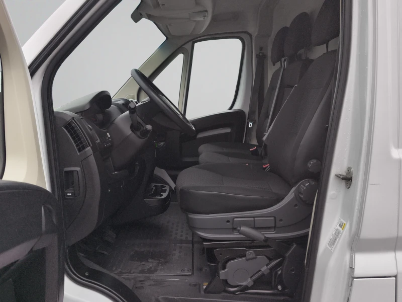 Citroen Jumper FT 35 L3H2 2.2 BlueHDI 140 BVM6 S&S E6.4//2210220, снимка 11 - Бусове и автобуси - 53569648