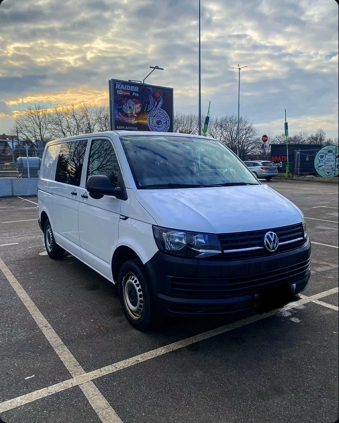 VW Transporter T6 2.0TDI DSG, снимка 1 - Бусове и автобуси - 48797306