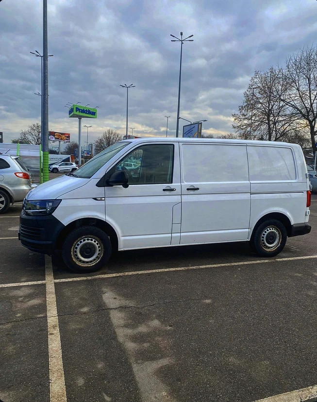 VW Transporter T6 2.0TDI DSG, снимка 3 - Бусове и автобуси - 48797306