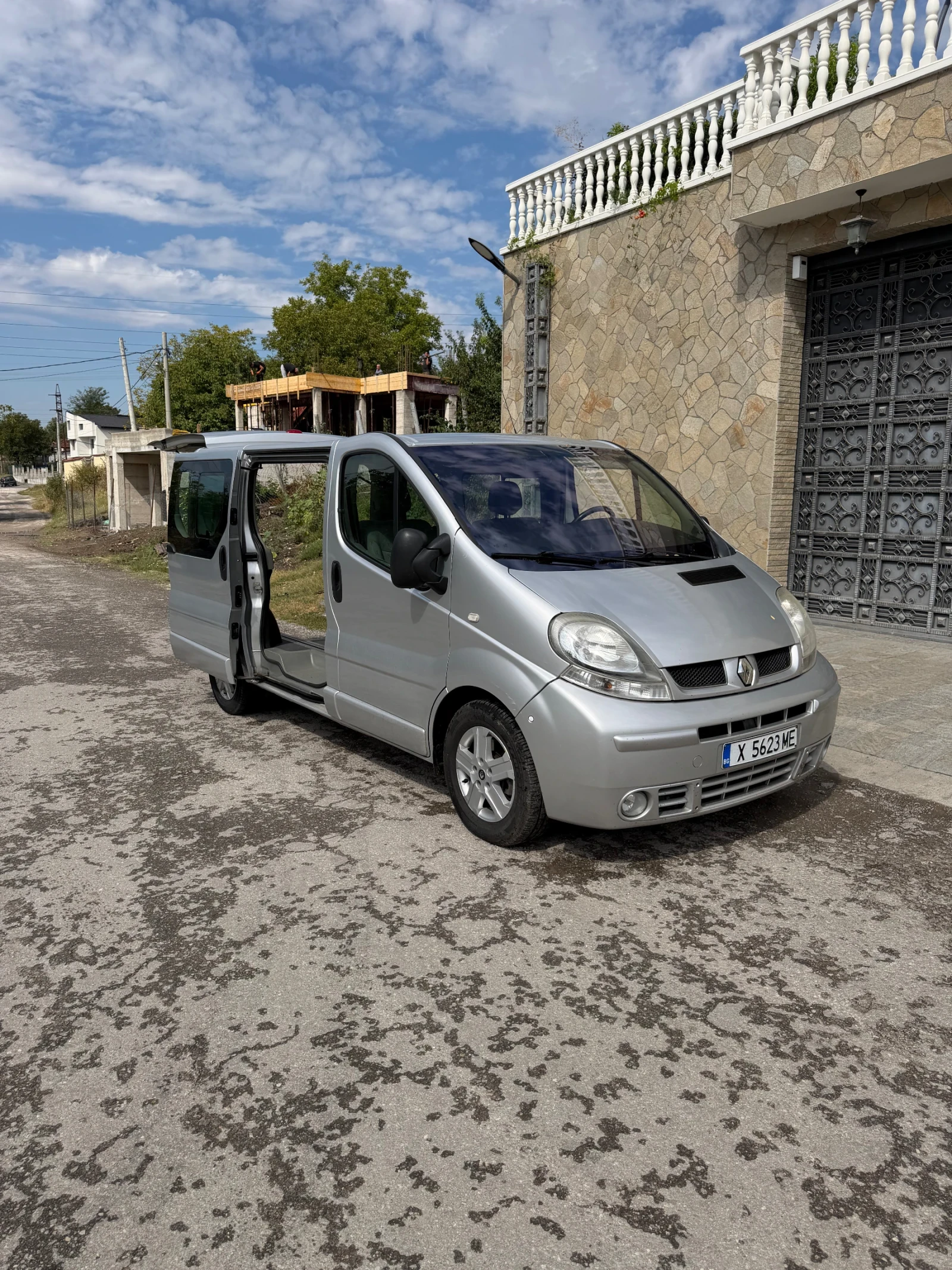Renault Trafic 2.5 dCi Кемпер / Инвалиден 
