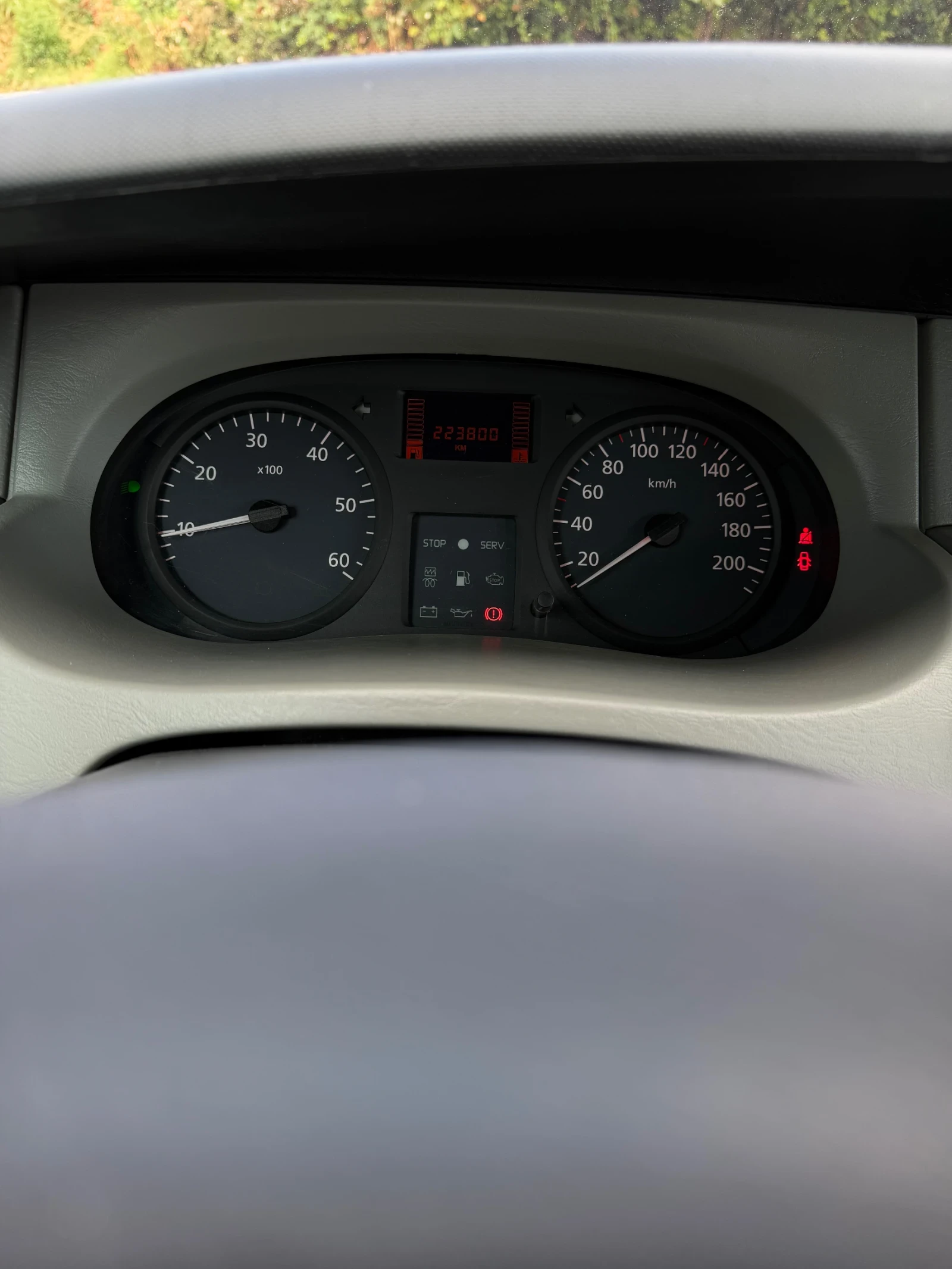 Renault Trafic 2.5 dCi Кемпер / Инвалиден , снимка 11 - Бусове и автобуси - 56508842