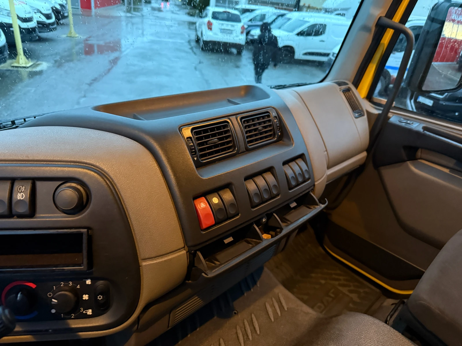 Daf Lf 45 12t   | Mobile.bg   12