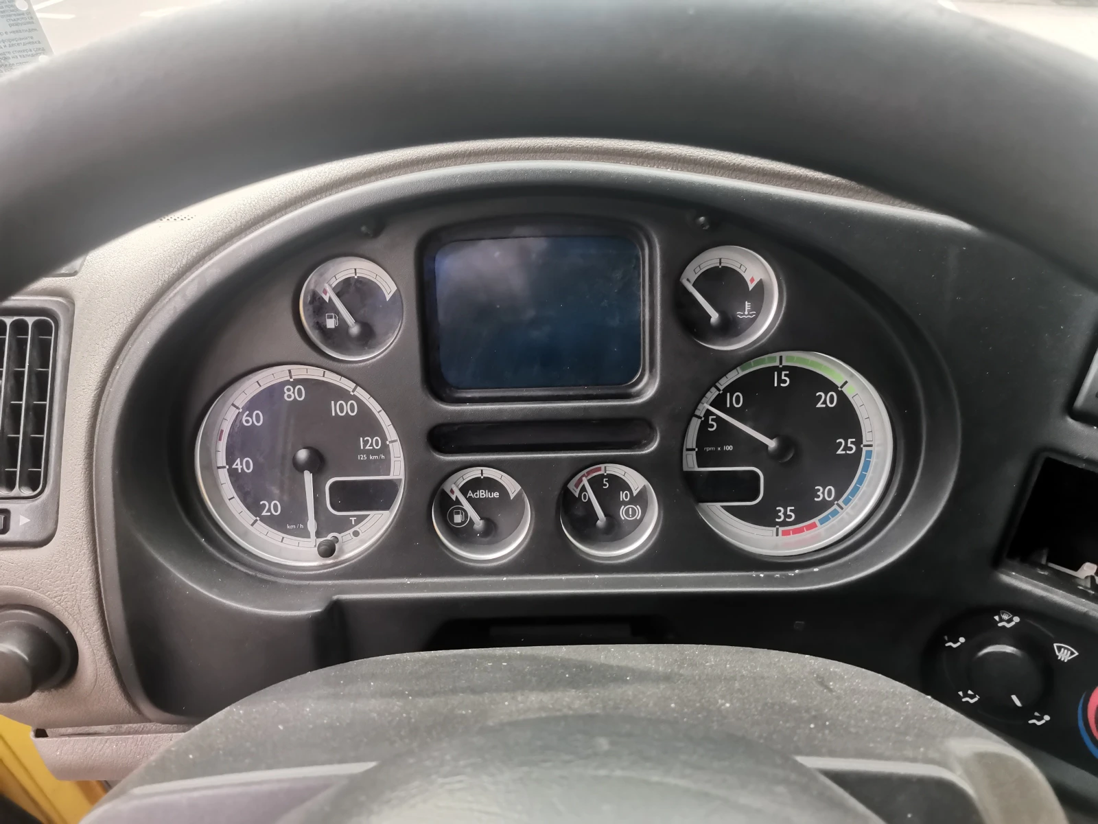 Daf Lf 45 12t СПАЛНА КАБИНА - изображение 7