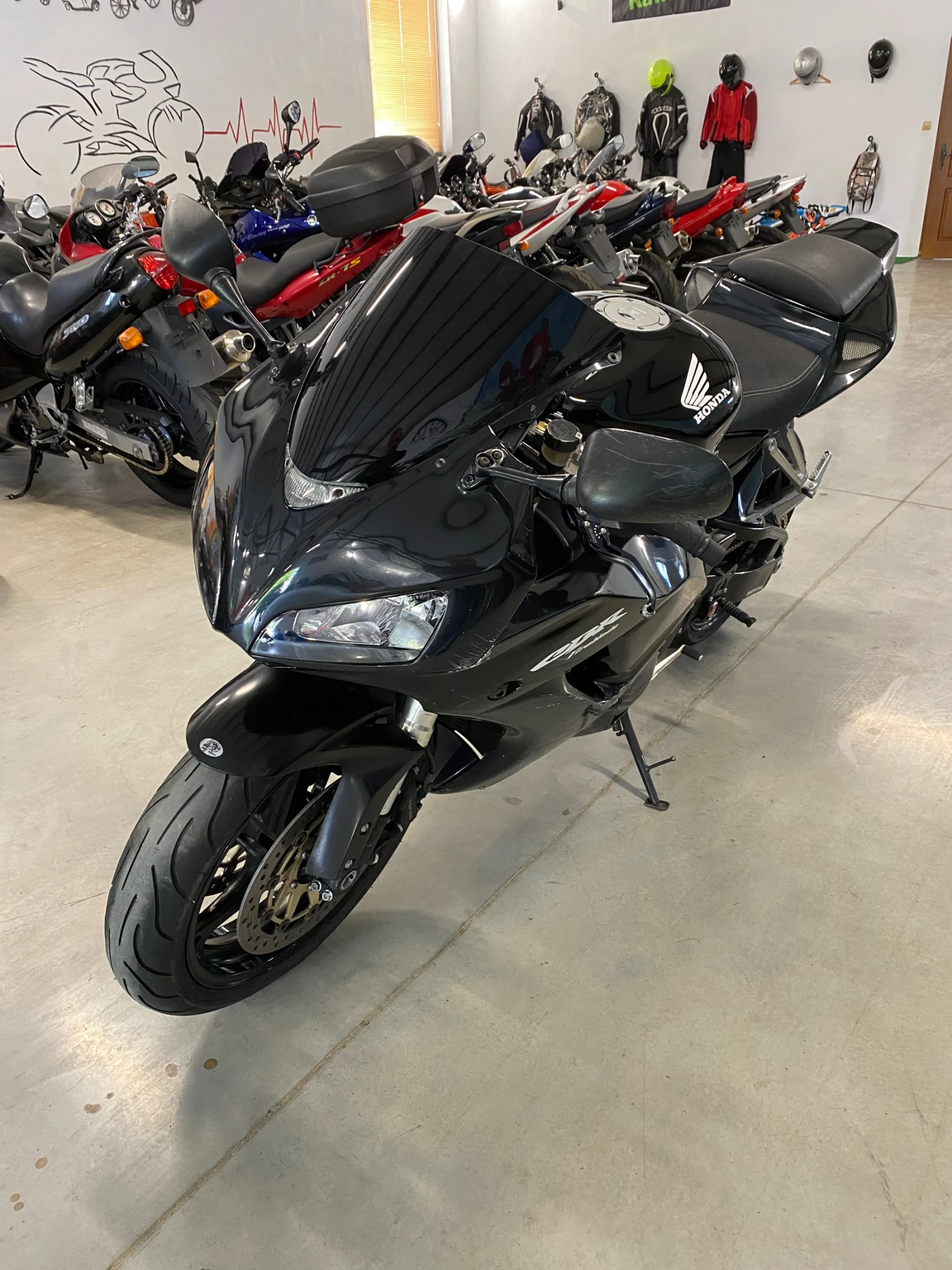 Honda Cbr 1000RR SC57 - изображение 5