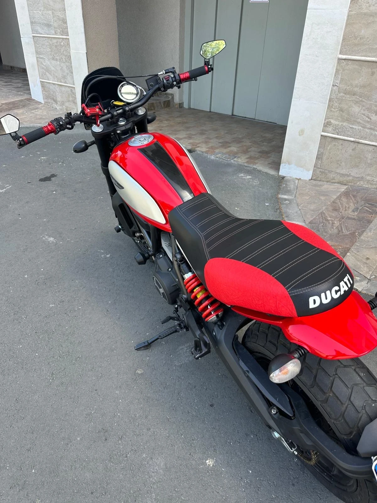 Ducati Ducati Scrambler, снимка 4 - Мотоциклети и мототехника - 54555241