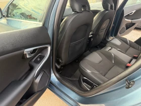 Volvo V40 Cross Country 1.6 DIZEL, ПАНОРАМА , КАМЕРА , ПАРКТРОНИК, снимка 13