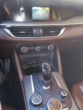 Alfa Romeo Stelvio 2.0Т 280 кс., 4х4, distronic , снимка 8