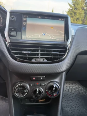Обява за продажба на Peugeot 2008 1.2 144000 км ~16 999 лв. - изображение 4