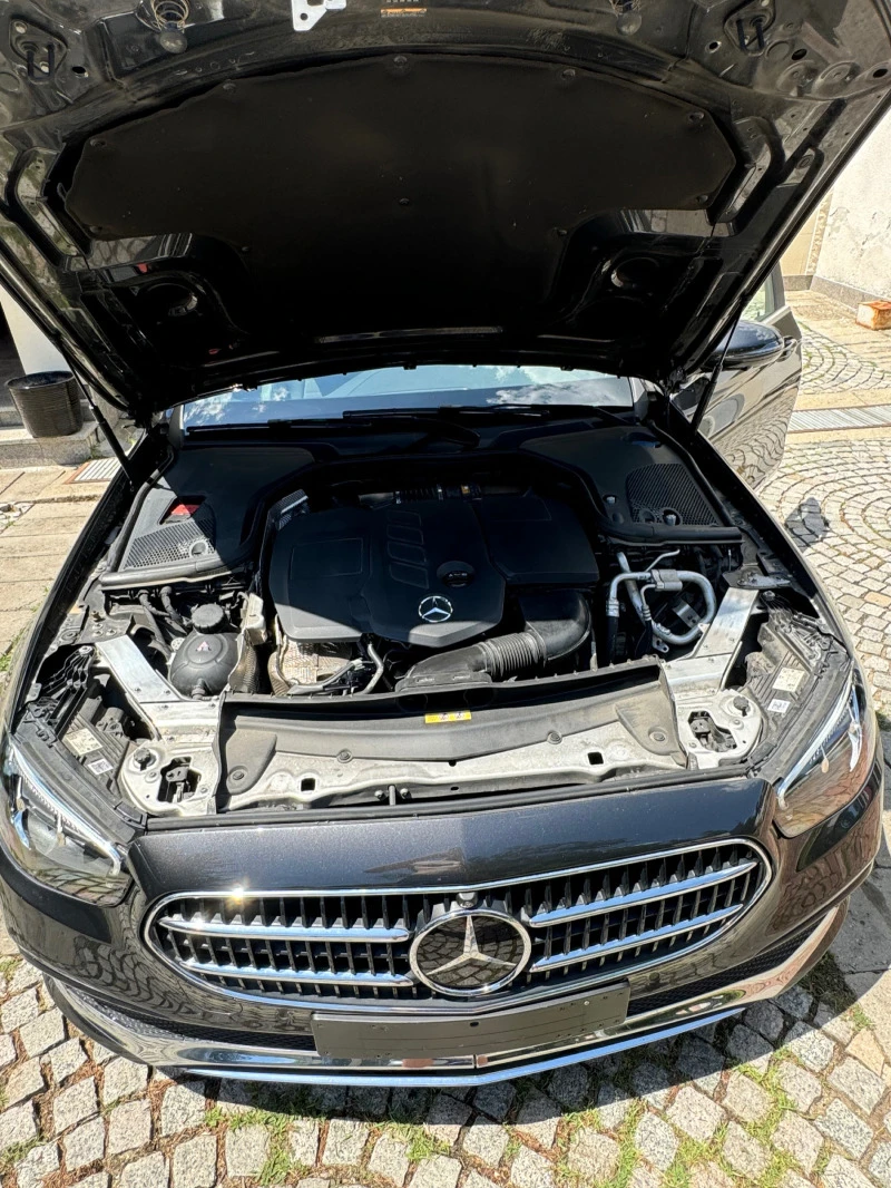 Mercedes-Benz E 200, снимка 12 - Автомобили и джипове - 47680054