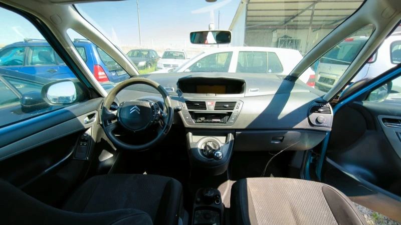 Citroen C4 Picasso 1.6i, снимка 9 - Автомобили и джипове - 46769538