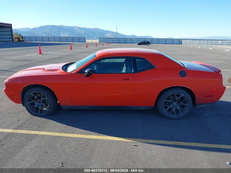 Dodge Challenger RT* 5.7L Hemi* Manual, снимка 7 - Автомобили и джипове - 47992003