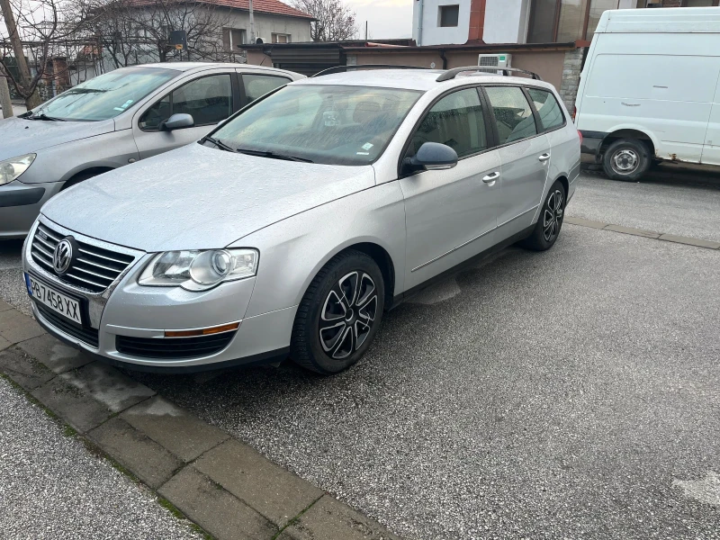 VW Passat, снимка 1 - Автомобили и джипове - 48303384