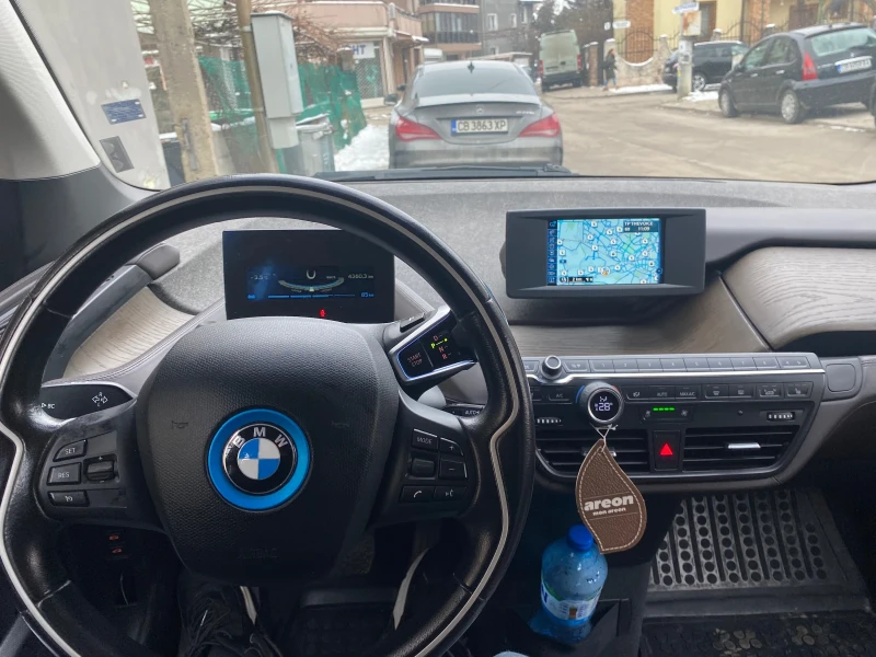 BMW i3, снимка 8 - Автомобили и джипове - 48737534