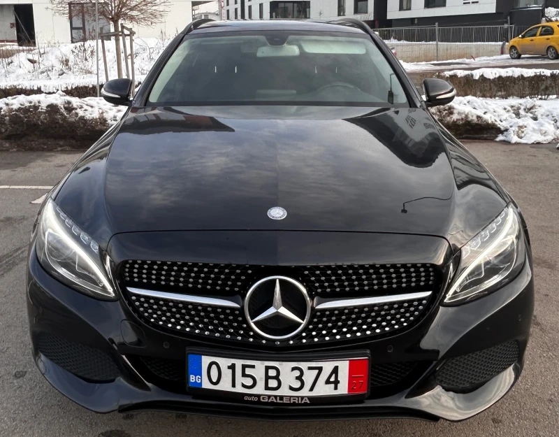 Mercedes-Benz C 220, снимка 4 - Автомобили и джипове - 48757483