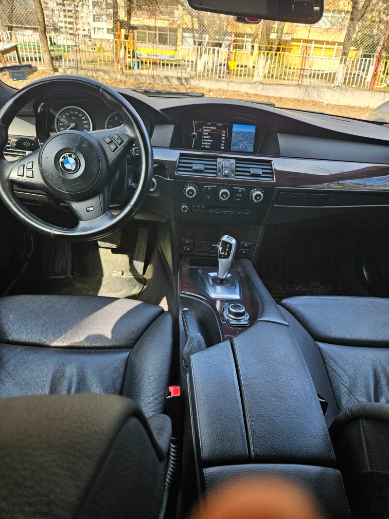 BMW 530, снимка 11 - Автомобили и джипове - 49421759