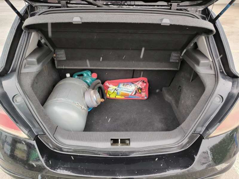 Opel Astra, снимка 10 - Автомобили и джипове - 52354665