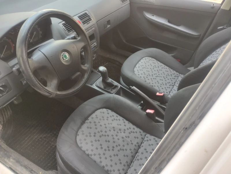 Skoda Fabia 1.2 LPG Euro 4 2007г., снимка 6 - Автомобили и джипове - 49452108