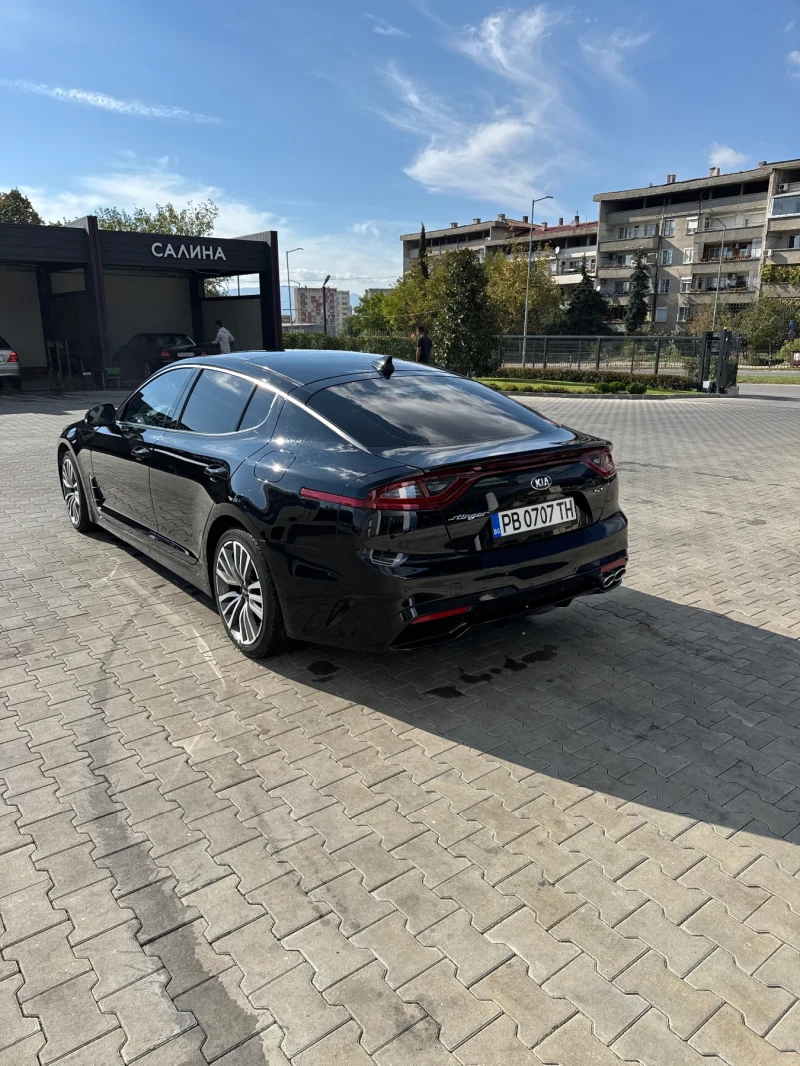 Kia Stinger, снимка 2 - Автомобили и джипове - 49536459